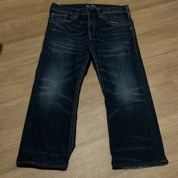 Silver Jeans - Picture 2 of 2